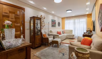 Casa tipo para venda com 3 quartos, sendo 3 suítes, 177m²