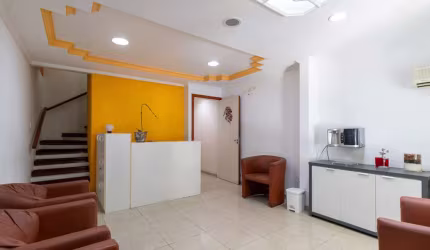 Terreno residencial para venda, 180m²