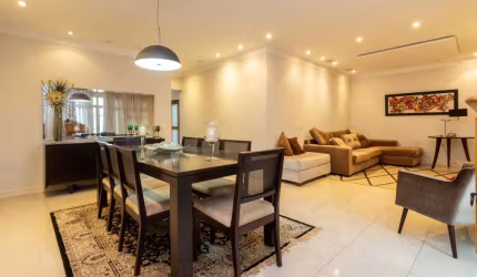 Casa tipo para venda com 3 quartos, sendo 1 suíte, 230m²
