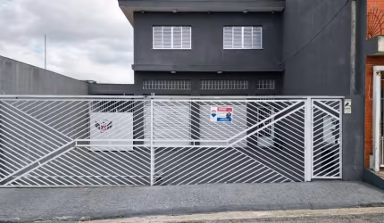 Casa tipo para venda e locação com 3 quartos, 218m²