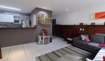 Casa à venda com 211m², 4 quartos e 2 vagas