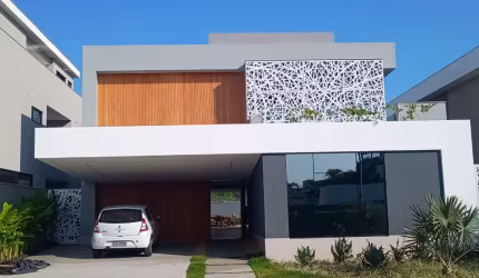 Linda casa a venda com 4 suítes, piscina, churrasqueira, sauna em um terreno de 637m² e 620m de área construída !