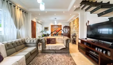 Casa para Venda, 3 dorm(s), 1 suite(s), 5 vaga(s), 341 m²
