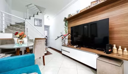 Casa (Casa Padrão) para Venda, 3 dorm(s), 3 suite(s), 2 vaga(s), 115 m²