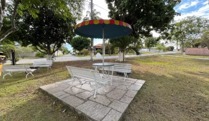 Excelente  casa independente  à Venda