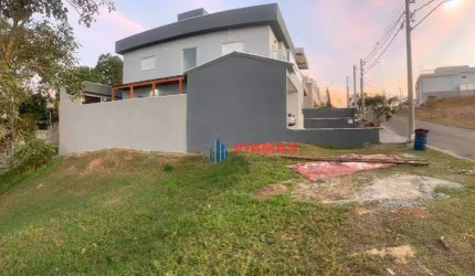 Sobrado Residencial Fogaça em Jacareí/SP