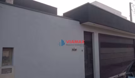 Casa numa excelente localização no coração do Villa Branca