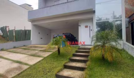 Excelente sobrado para vender no condomínio Viva