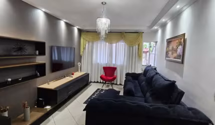 Lindo Sobrado a venda 4 Dorms 2 suítes 187m² - 4 vagas em Vila Guiomar - Santo André - SP.
