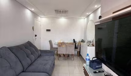 Apartamento com 2 dormitórios à venda, 49 m² por R$ 275.000 - Vila Monte Santo