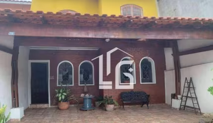 Sobrado com 3 dormitórios à venda, 200 m² por R$ 606.000 - Vila Jacuí - São Paulo/SP