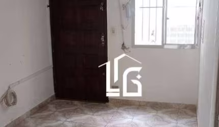 Apartamento com 2 dormitórios à venda, 48 m² por R$ 170.000 - Conjunto Residencial José Bonifácio - São Paulo/SP