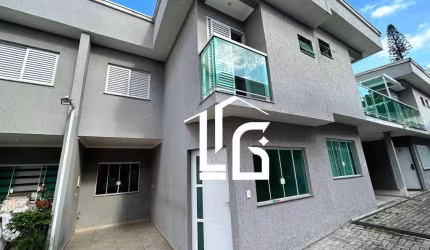 Sobrado com 2 dormitórios à venda, 65 m² por R$ 350.000,00 - Itaquera - São Paulo/SP
