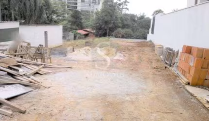 Terreno em condomínio fechado à venda na Rua Doutor Artur Orlando Silva, 109, Alto da Boa Vista, São Paulo por R$ 3.300.000