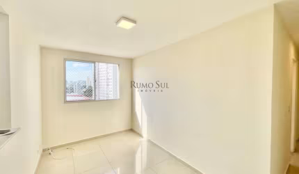 Apartamento com 2 quartos para alugar na Rua Vigário Taques Bittencourt, 273, Santo Amaro, São Paulo por R$ 2.500