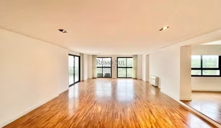 Apartamento com 4 quartos para alugar na Avenida Washington Luís, 1576, Jardim Marajoara, São Paulo por R$ 23.000