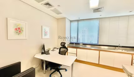 Sala comercial com 2 salas à venda na Avenida Vereador José Diniz, 3457, Campo Belo, São Paulo por R$ 575.000