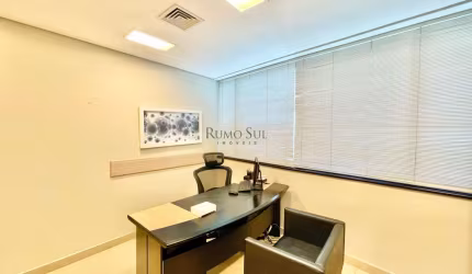Sala comercial com 2 salas para alugar na Avenida Vereador José Diniz, 3457, Campo Belo, São Paulo por R$ 2.600