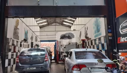 Loja de 99m²  á venda