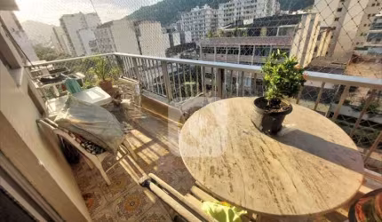 Apartamento de dois quartos, suíte, vaga e varanda com 94m2 no melhor ponto de Vila Isabel!