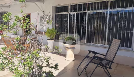 Excelente Cobertura Linear na Tijuca!