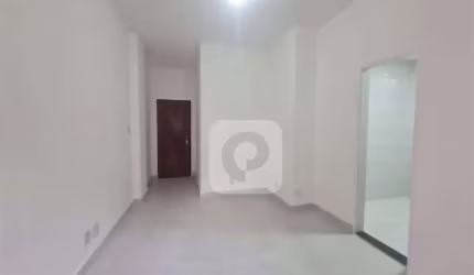 Apartamento Quarto e Sala com dependência  na Uruguai