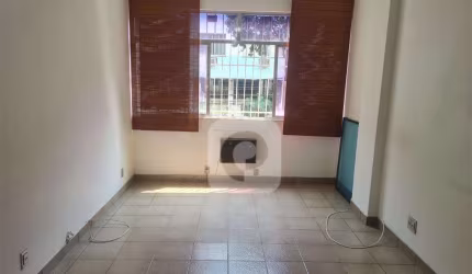 Descubra seu novo lar na Tijuca! Apartamento espaçoso e charmoso, pronto para você!