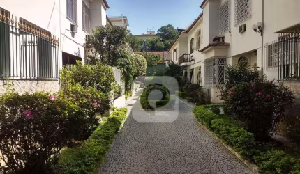 CASA ANTIGA DE 125M² PARA REFORMA OU RESTAURAÇÃO EM RUA HISTÓRICA DA TIJUCA