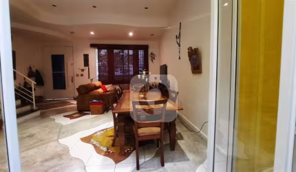 CASA COM TODO CONFORTO E FUNCIONALIDADE