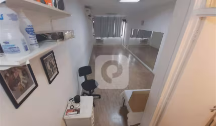 Sala comercial na Sete de Setembro, melhor ponto do Centro!