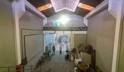 Galpão 5 quartos - Penha