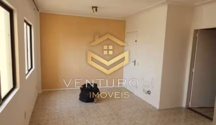 Apartamento com 3 dormitorios sendo 01 suíte.