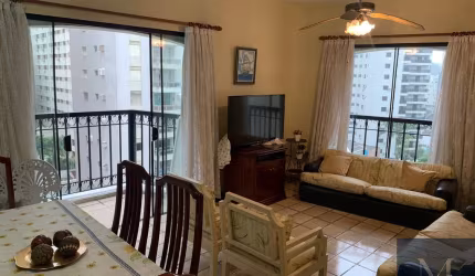 Pronto par você morar. 03 Dormitórios. 02 vagas. Sala com Sacada. Ótimos armários embutidos. Próximo da praia e do Centro.