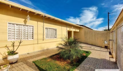 Casa com 4 dormitórios à venda, 207 m² por R$ 430.000 - Conjunto Habitacional José Garcia Molina - Londrina/PR
