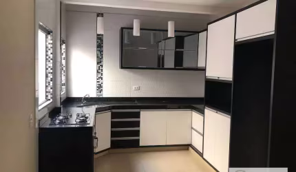 Sobrado com 2 dormitórios para alugar, 150 m² por R$ 2.130,00/mês - Columbia - Londrina/PR