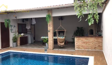 Casa com 3 quartos à venda no Centro, Bertioga , 280 m2 por R$ 960.000