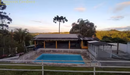 Chácara / sítio com 4 quartos à venda no Cocuera, Mogi das Cruzes , 160 m2 por R$ 680.000