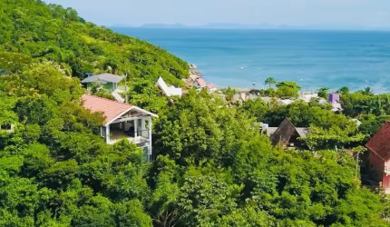 #V57 Sobrado com 3 quartos á 300m da Praia da Tainha - VENDA - (Exclusividade)