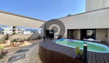 Cobertura Plana a VENDA á 200m da PRAIA de Mariscal