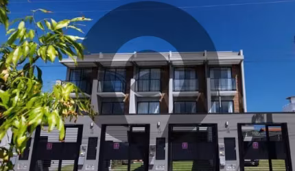 SOBRADO TRIPLEX á 150m da Praia de Canto Grande – Bombinhas – SC