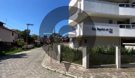 Apartamento á VENDA á 500m da Praia de Bombas