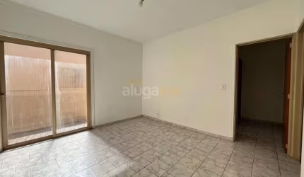 Apartamento em frente ao Muffato Max Atacadista, com 02 dormitórios, 01 vaga e portaria 24 horas com lazer.