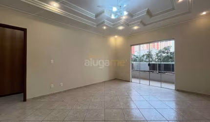 Apartamento na Vila Redentora com 03 dormitórios (1 suíte), elevador e garagem.
