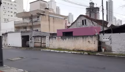 Imperdível terreno Centro Balneário Camboriú