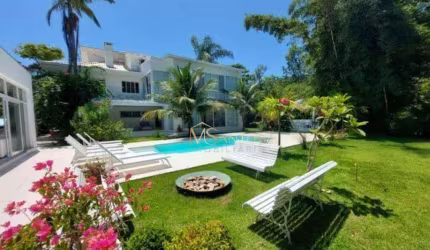Casa com 7 dormitórios à venda, 970 m² por R$ 13.000.000,00 - Praia Brava - Florianópolis/SC