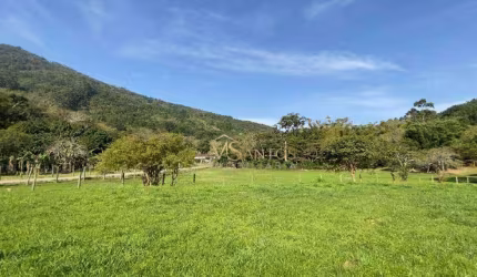 Fazenda à venda, 109843 m² por R$ 3.700.000,00 - Ratones - Florianópolis/SC