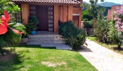 Casa à venda, 300 m² por R$ 2.800.000,00 - Cacupé - Florianópolis/SC