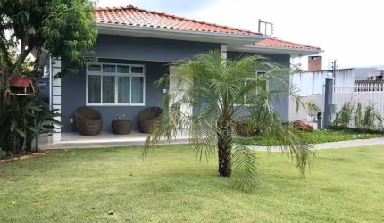 Casa com 4 dormitórios à venda, 150 m² por R$ 2.500.000,00 - Canasvieiras - Florianópolis/SC
