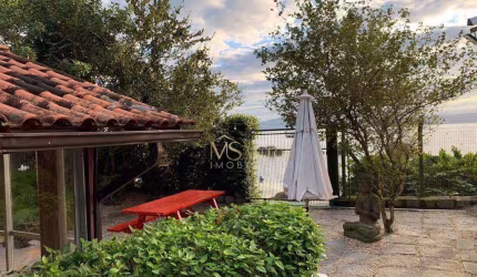 Casa à venda, 240 m² por R$ 4.200.000,00 - Sambaqui - Florianópolis/SC