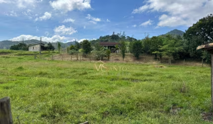 Sítio à venda, 100000 m² por R$ 750.000,00 - Interior  - Imaruí/SC